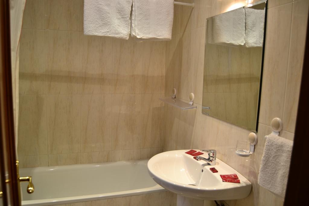 Pension Residencia Buenos Aires Віго Екстер'єр фото