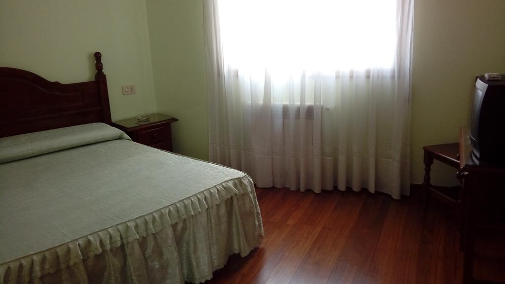 Pension Residencia Buenos Aires Віго Екстер'єр фото