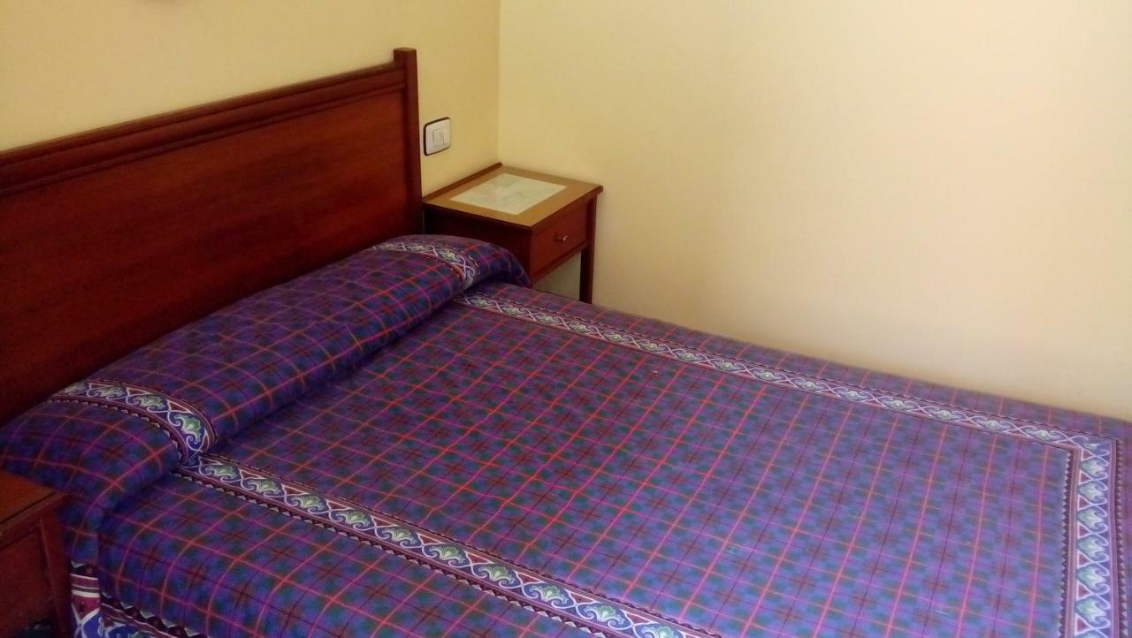 Pension Residencia Buenos Aires Віго Екстер'єр фото