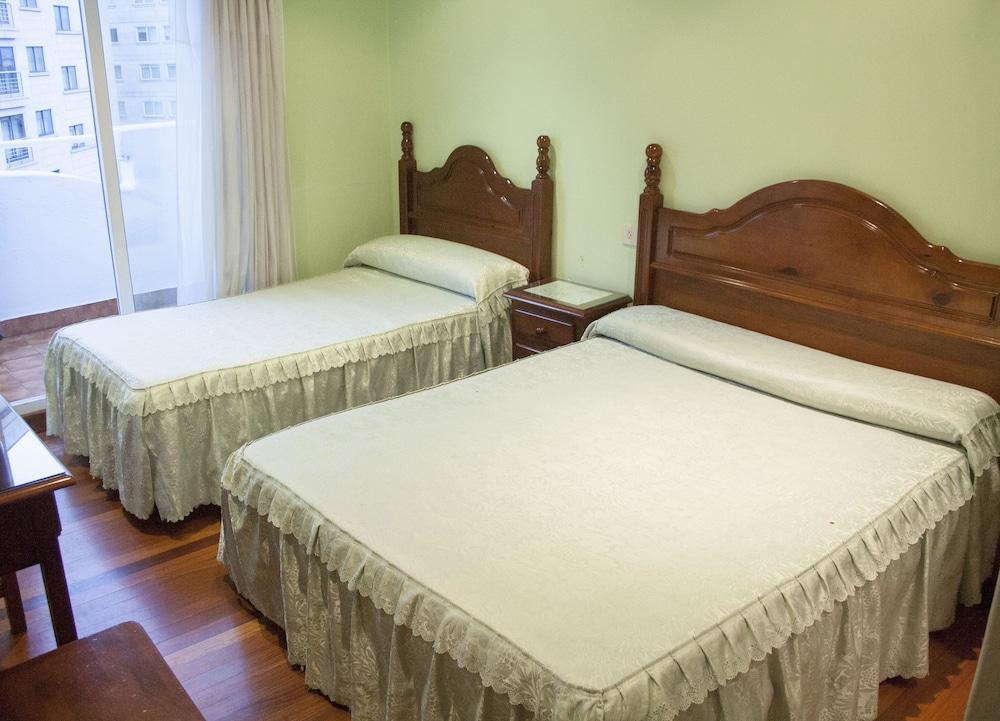 Pension Residencia Buenos Aires Віго Екстер'єр фото